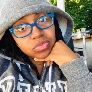 Meet your Posher, Gillian